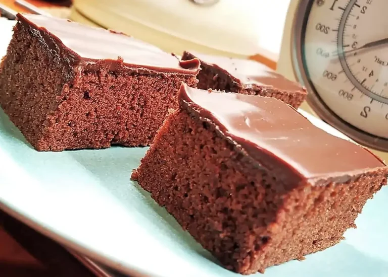 Lebkuchen vom Blech Rezept: Weihnachtsbäckerei leicht gemacht