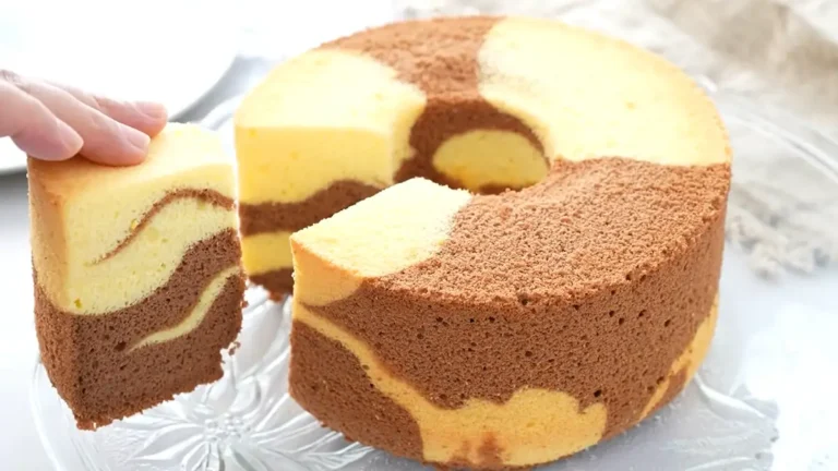 Marmorierter Biskuitkuchen Rezept Einfach und Beeindruckend