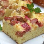 Quark Rhabarberkuchen mit Vanillepudding Rezept: Geschmacksexplosion