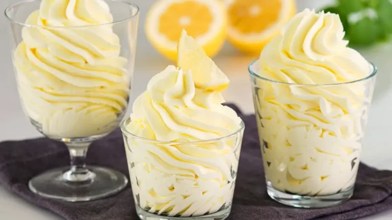 Zitronencreme Rezept - Ein Dessert-Highlight für die Weihnachtszeit