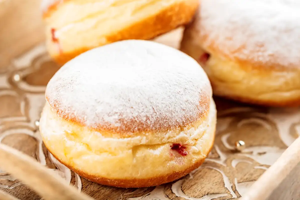 Berliner mit Marmeladenfüllung Rezept - Schnelle und Einfache Rezepte