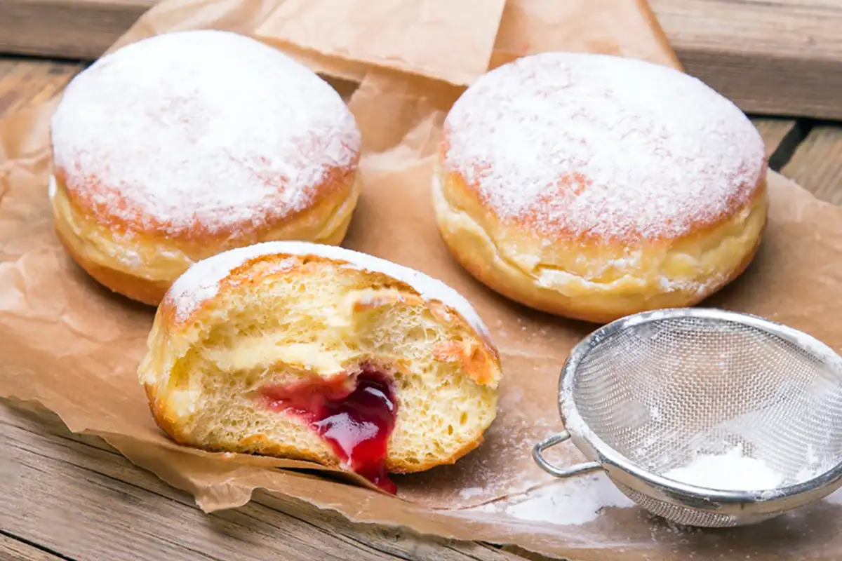 Berliner mit Marmeladenfüllung Rezept