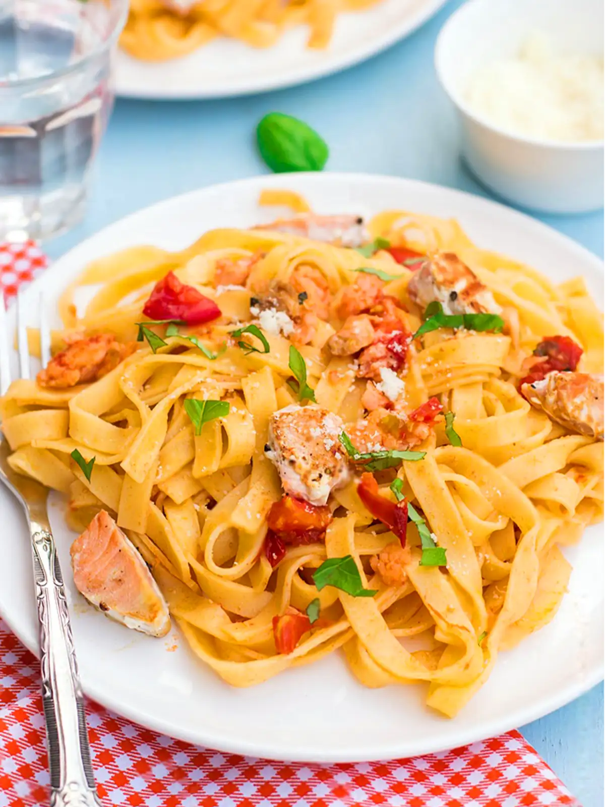 Tagliatelle al Salmone Rezept