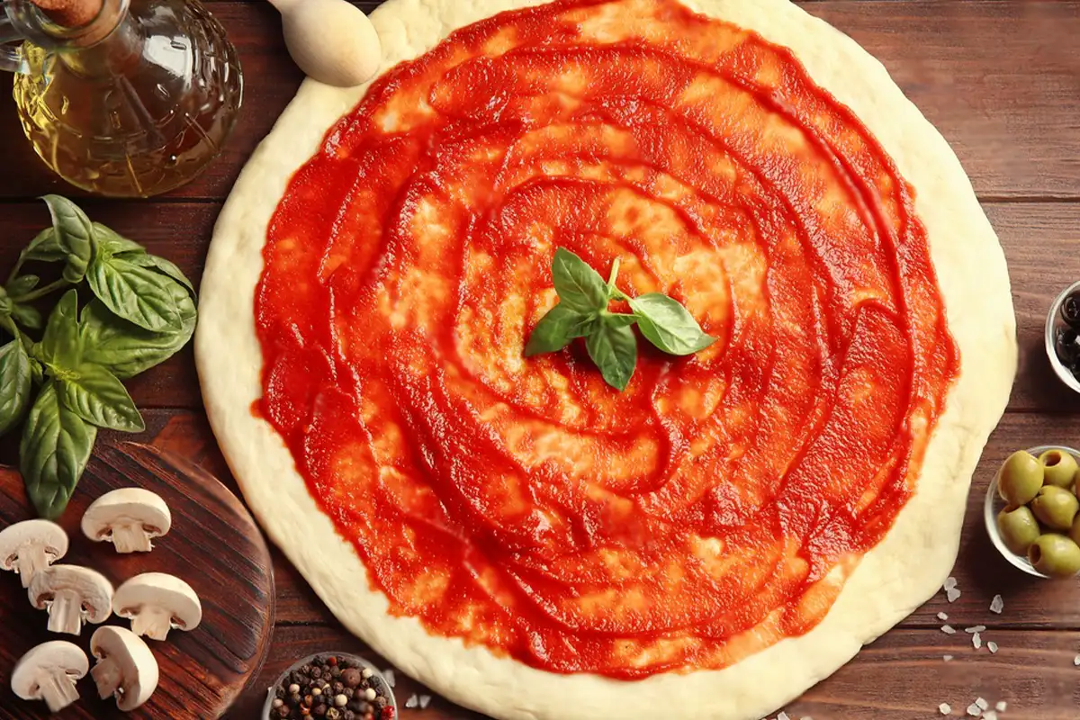 Einfache Tomatensauce für Pizza Rezept