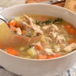 Goldgelbe Hühnersuppe Rezept