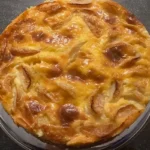 Apfelkuchen mit Sahne-Pudding-Guss
