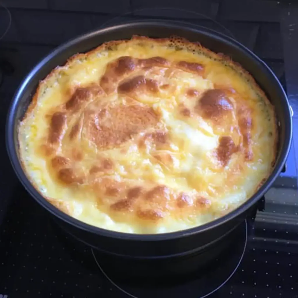 Apfelkuchen mit Sahne-Pudding-Guss