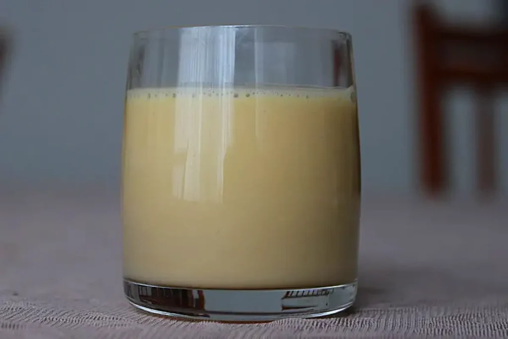 DDR Eierlikör mit Rum Rezept