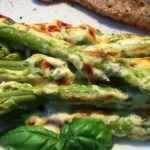 Grüner Spargel mit Parmesancreme Rezept