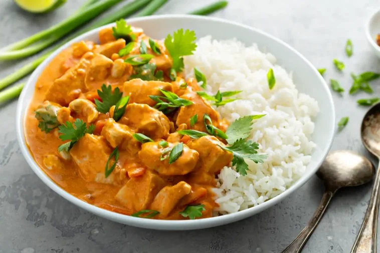 Indisches Hähnchen-Curry mit Mango Rezept - Schnelle und Einfache Rezepte