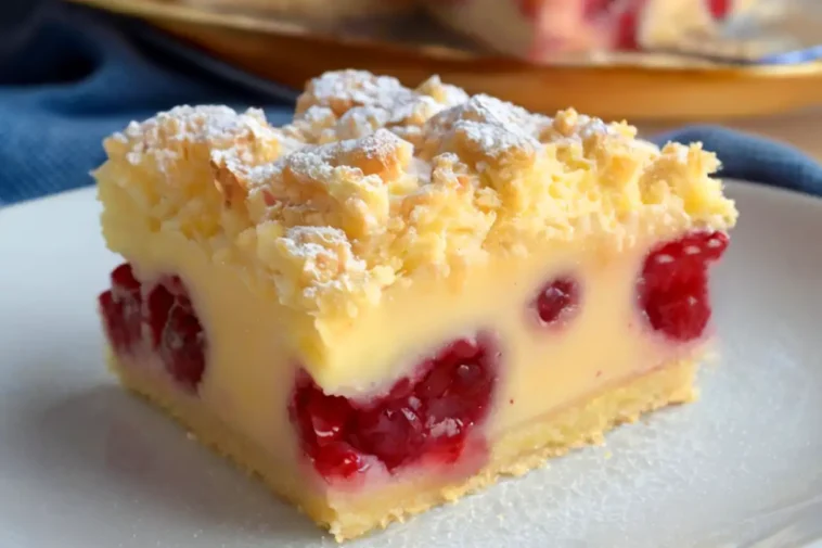 Kirschkuchen mit Streuseln und Vanillepudding: Ein Lieblingsrezept ...