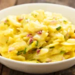 Omas echter Berliner Kartoffelsalat ohne Mayonnaise Rezept