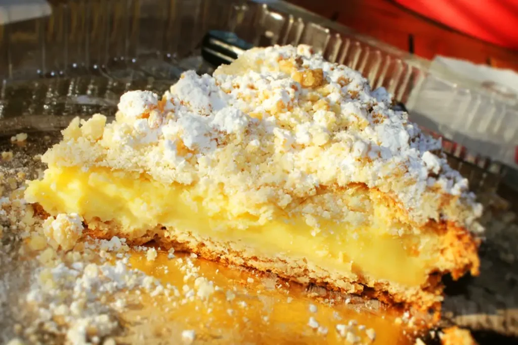 Streuselkuchen mit Puddingfüllung Rezept - Schnelle und Einfache Rezepte