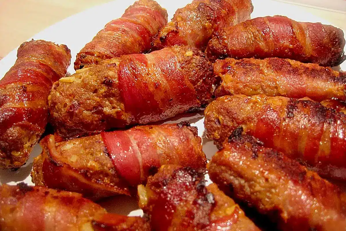 Cevapcici im Speckmantel: Das Originalrezept für den Grill
