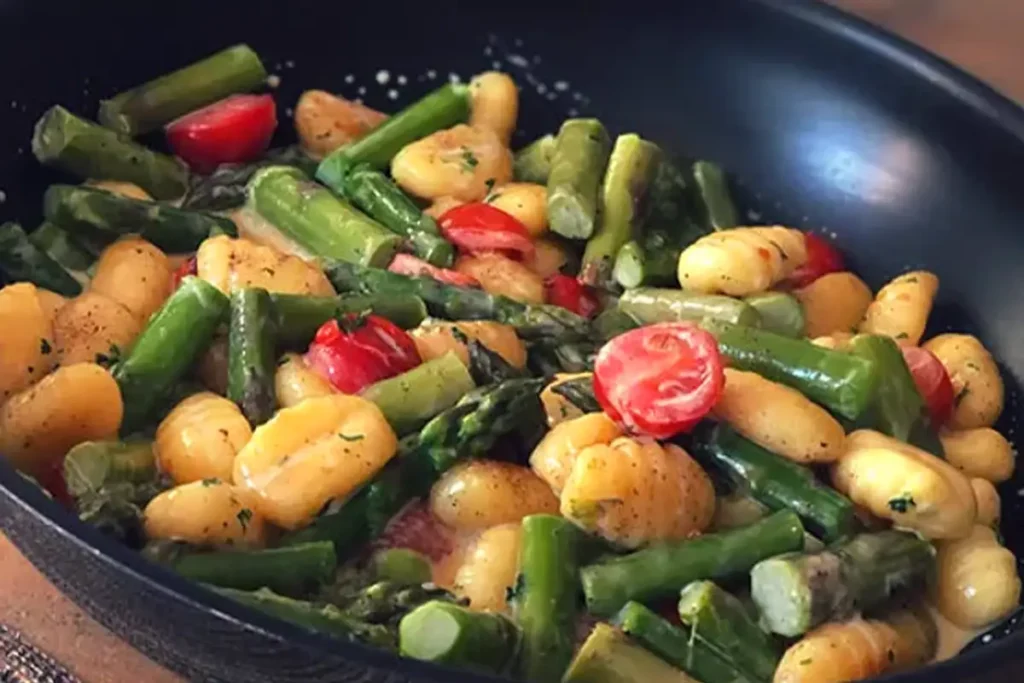 Gnocchi mit grünem Spargel Rezept